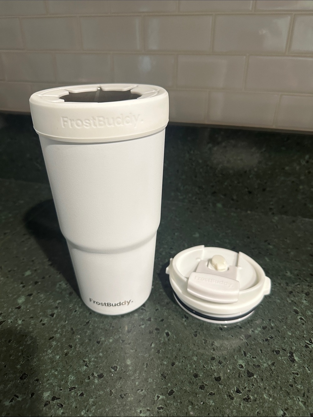 FrostBuddy Togo Buddy 30 oz White Insulated Travel Cup with Leak-Resistant Lid